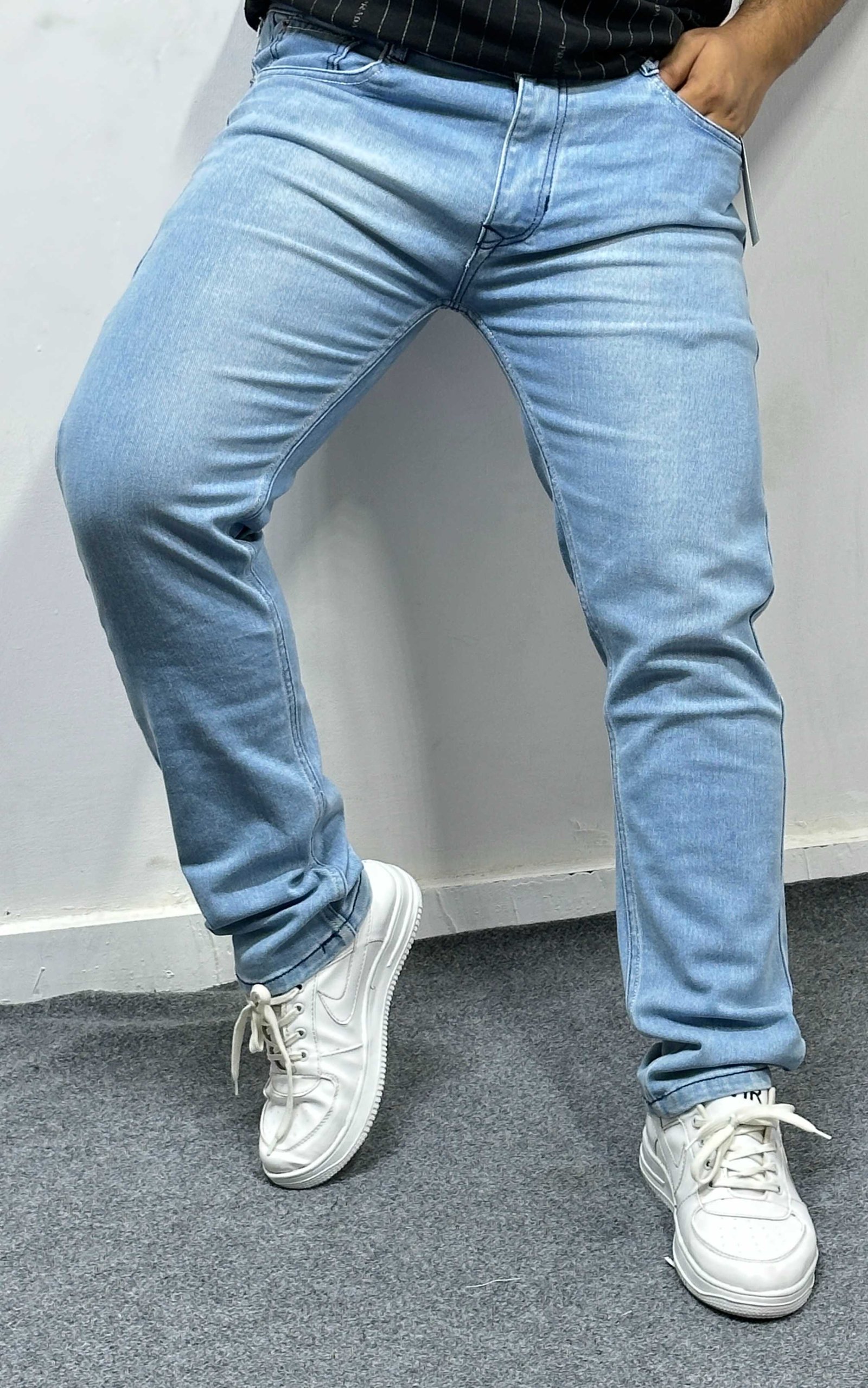 Narrow Fit Stretchable Flat Finish Jeans