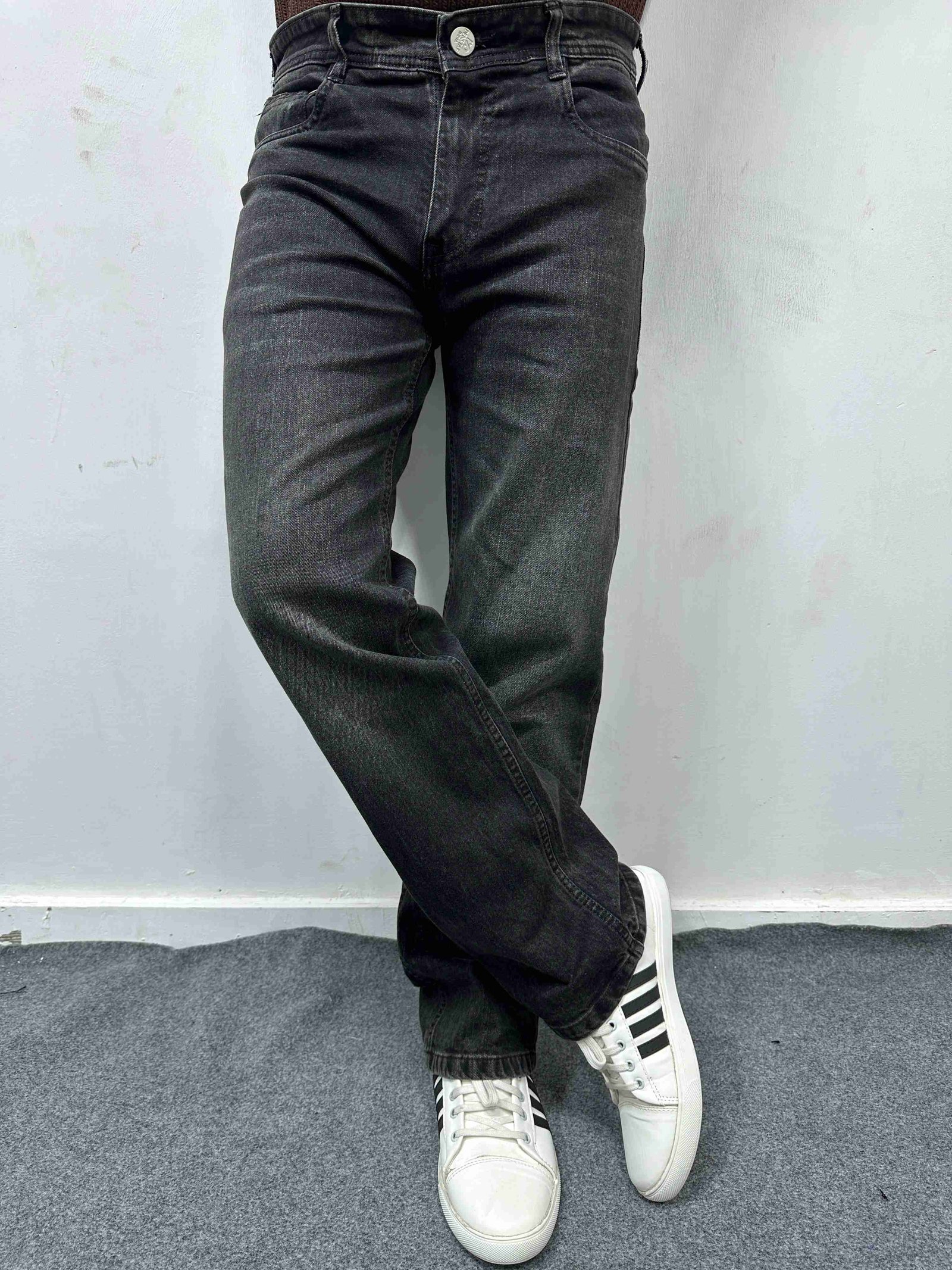 Straight Fit Stretchable Flat Finish Jeans