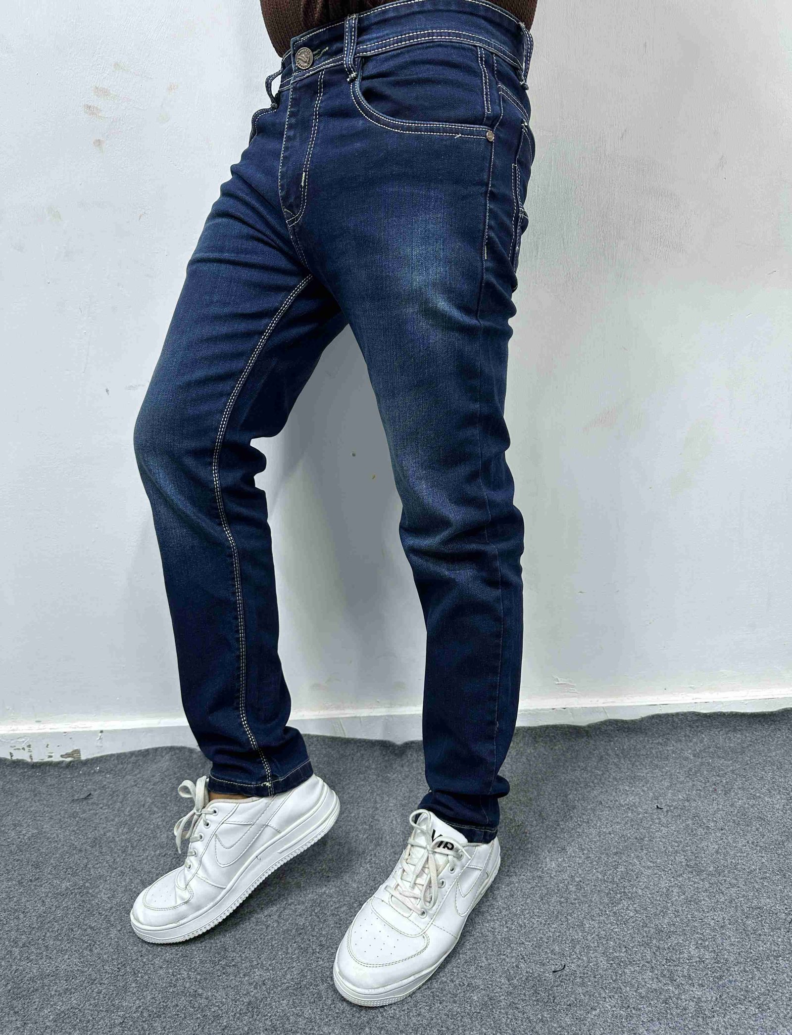 Narrow Fit Stretchable Flat Finish Jeans